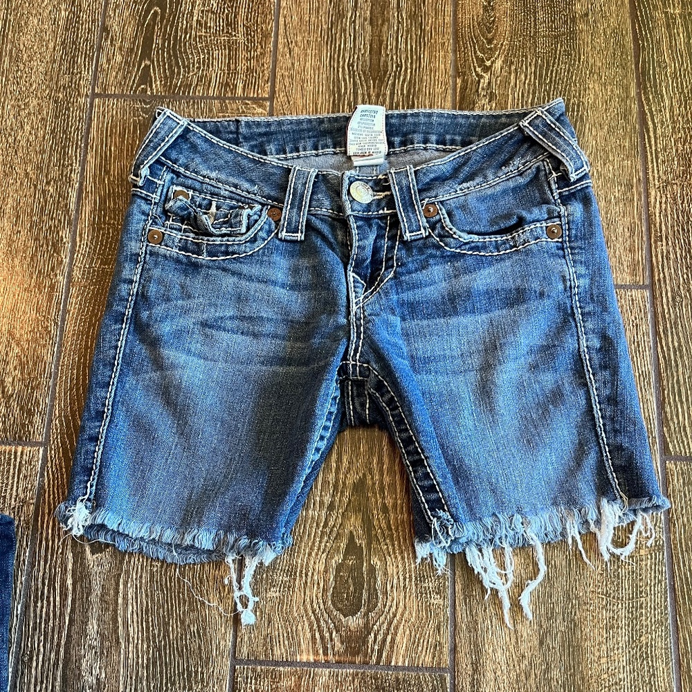 True Religion size 25